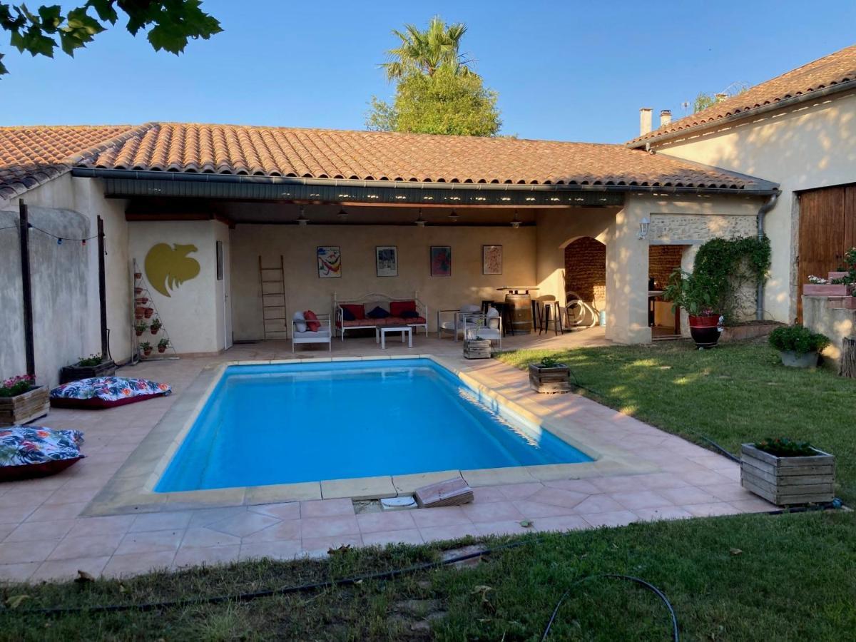 Entre Vigne Et Camargue Villa Générac Bagian luar foto